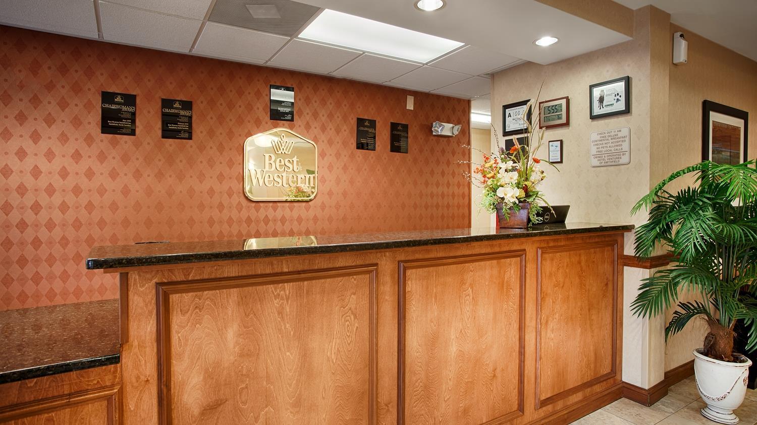 Best Western Smithfield Inn Exterior foto
